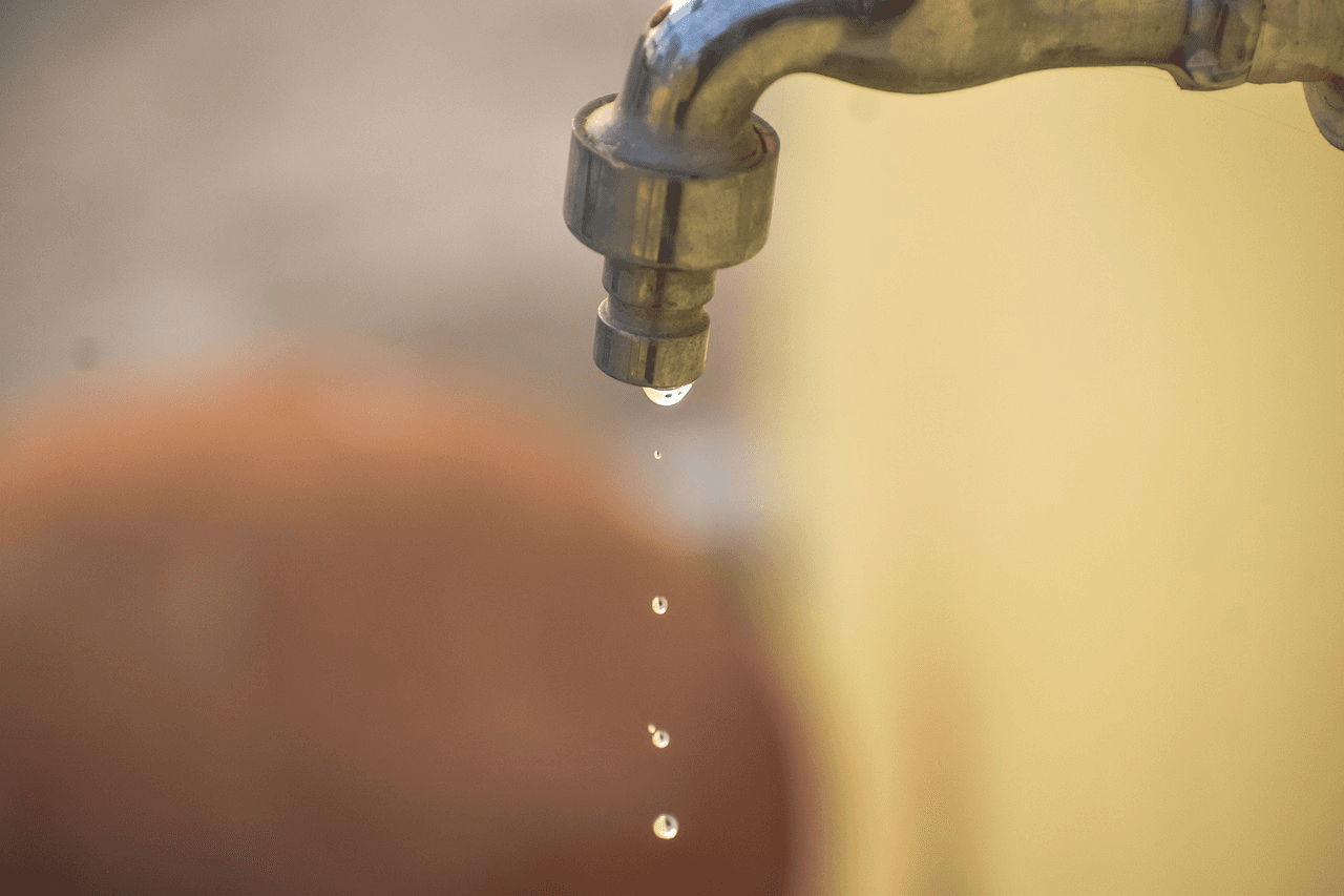 A dripping pipe